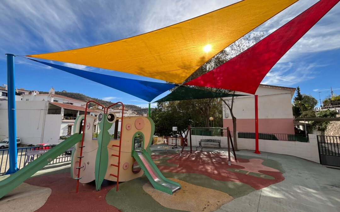 PARQUE INFANTIL PAREDES